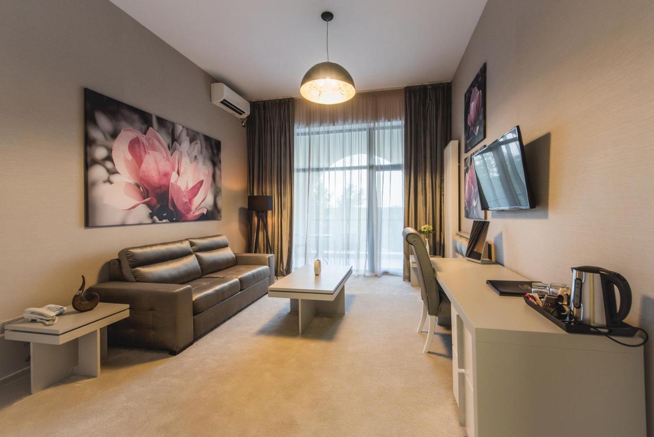 Hotel Edma Alexandria Bagian luar foto