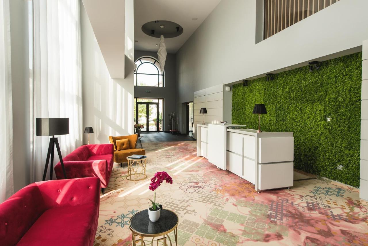 Hotel Edma Alexandria Bagian luar foto