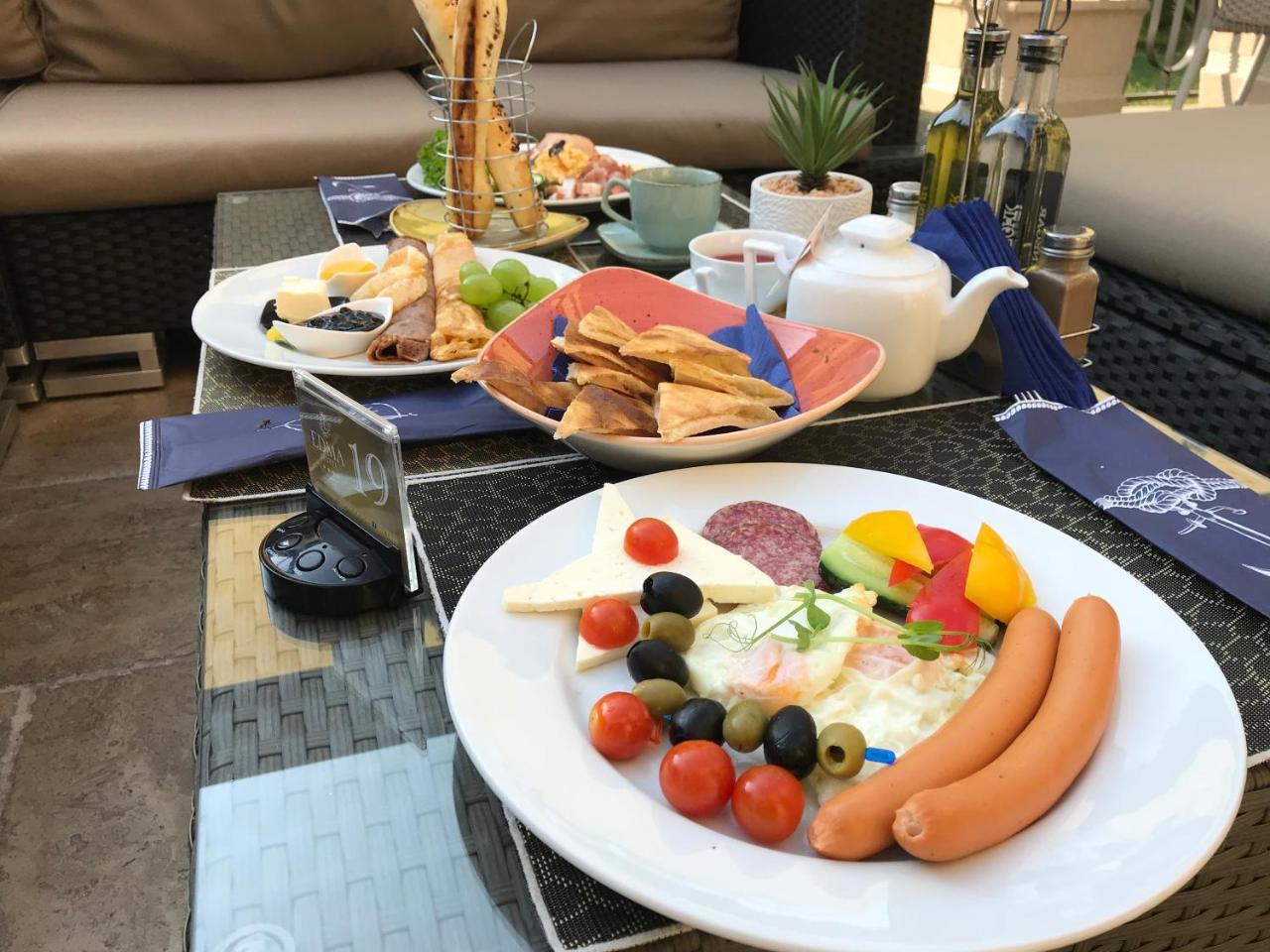 Hotel Edma Alexandria Bagian luar foto